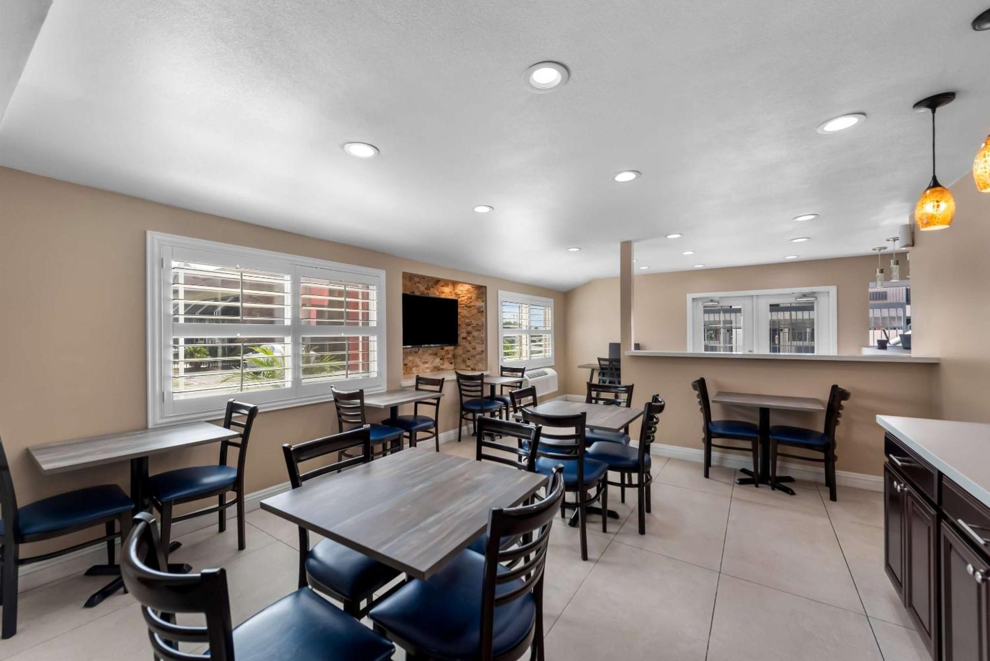 Quality Inn San Diego South - Chula Vista Luaran gambar